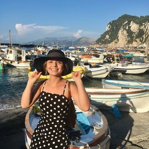 Meet your Posher, Ana cecilia